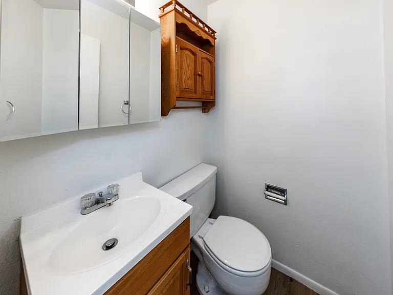 1176 Magnolia St #1176 — Photo 8