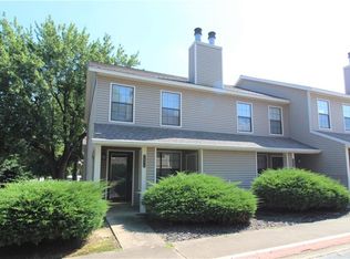 304 Fairway Cir, Springdale, AR 72764