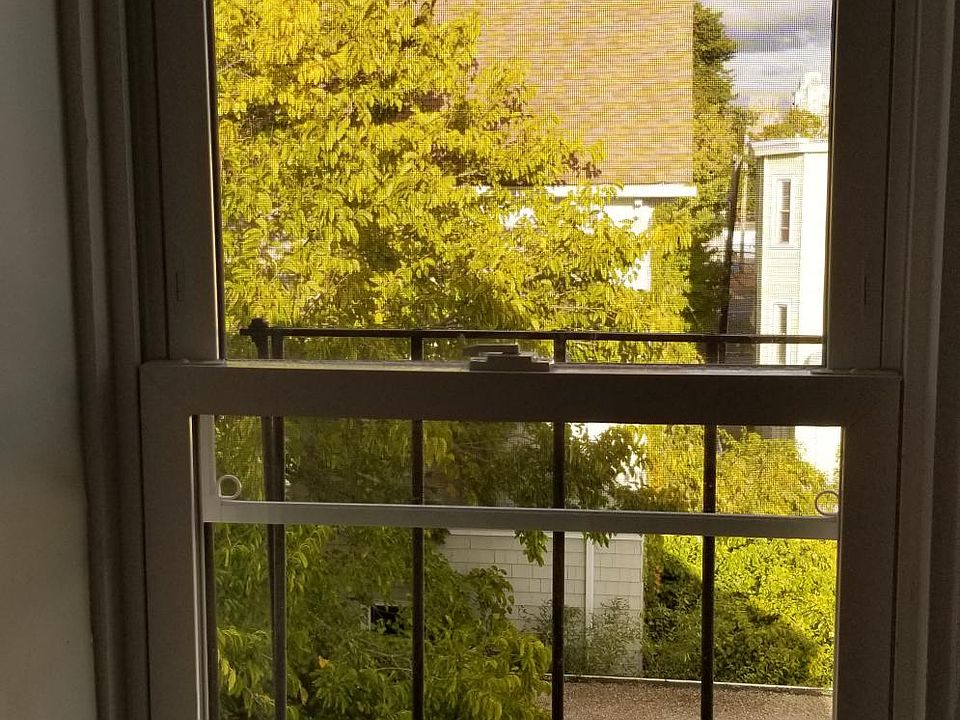 1st image of 12 Courtland St Floor 2