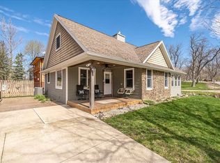 20695 Circle Dr, Spirit Lake, IA 51360