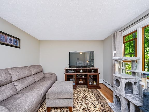5th image of 45 Pleasantdale Rd