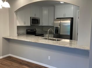 20105 Henderson Rd UNIT D, Cornelius, NC 28031