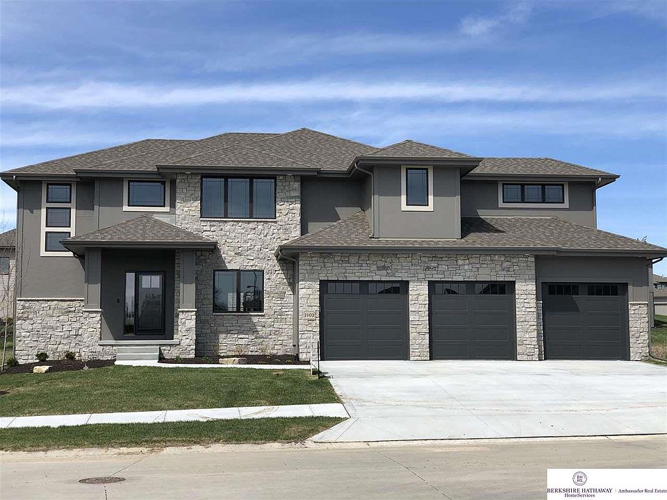 2nd image of 3115 N 184th St
