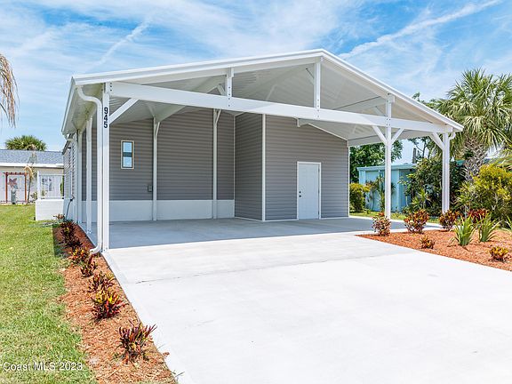 2nd image of 945 Cashew Cir