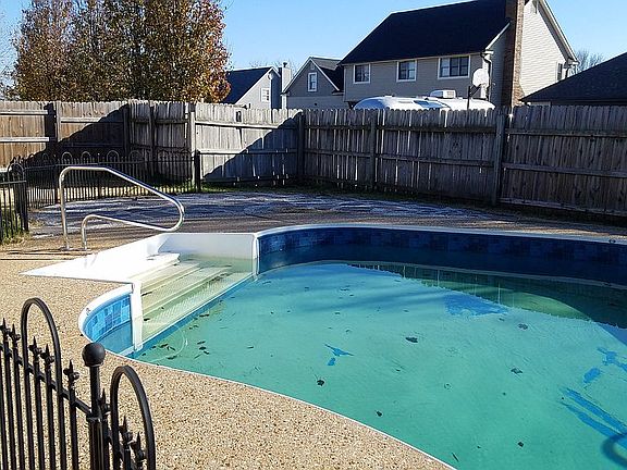 Nice inground pool