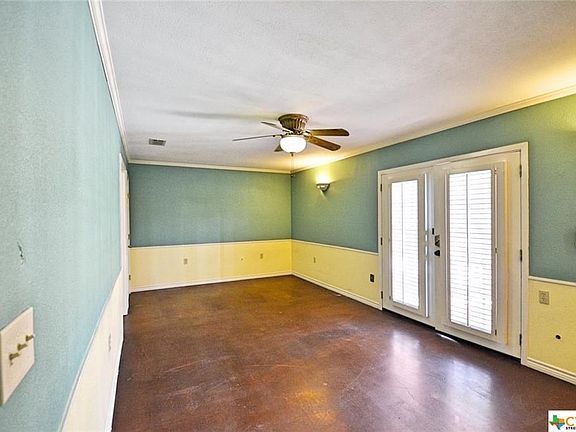 4th image of 1155 Fm 2722 Unit B