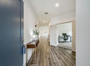 906 Dairy Prairie Dr, Rosharon, TX 77583