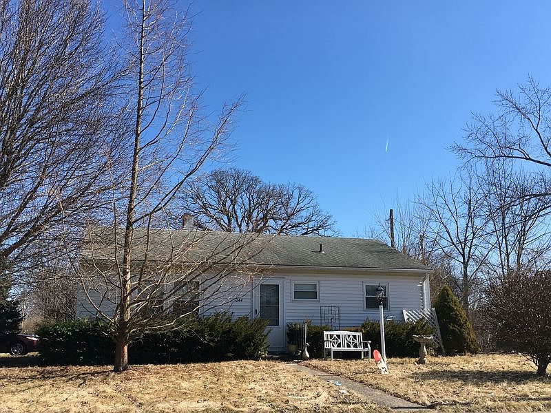 1st image of 244 Short St