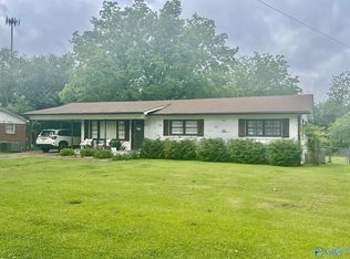 1413 2nd St NE, Arab, AL 35016