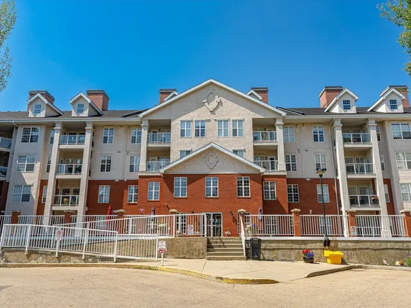 45 Inglewood Dr #103, Saint Albert, AB T8N 0B6