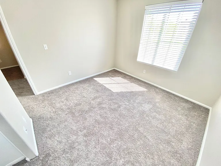 10435 Anacostia St — Photo 12