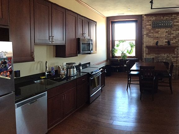 2nd image of 100 E Washington St APT 505