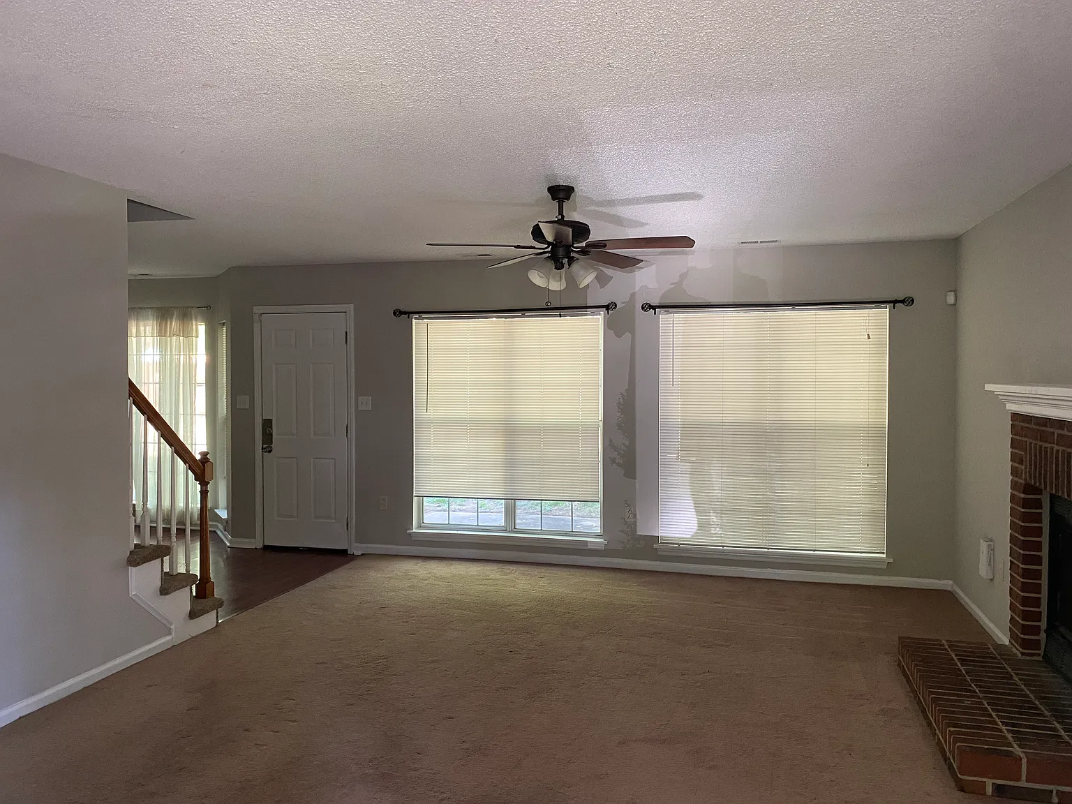 3 bed, 1893 sqft, $2,100 — Photo 3