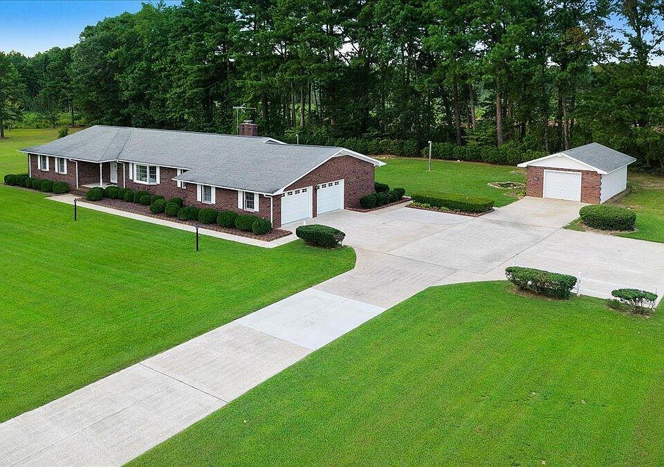 1st image of 1019 Bowers Rd