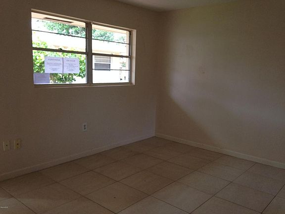5th image of 310 Johnson Ave #31015