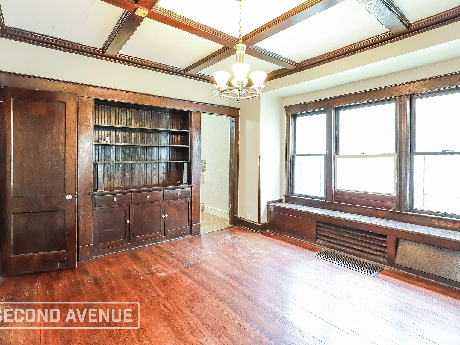 4 bed, 1.0 bath, 1652 sqft, $1,395 — Photo 4