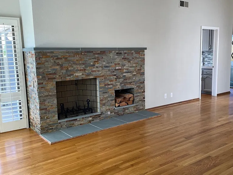 701 Glen Eagle Ct — Photo 6