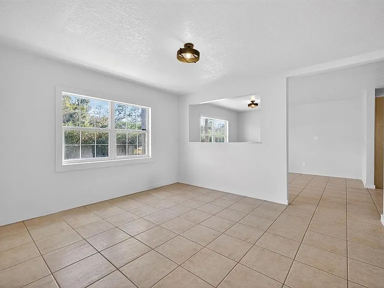 773 W Harbor Dr S — Photo 11