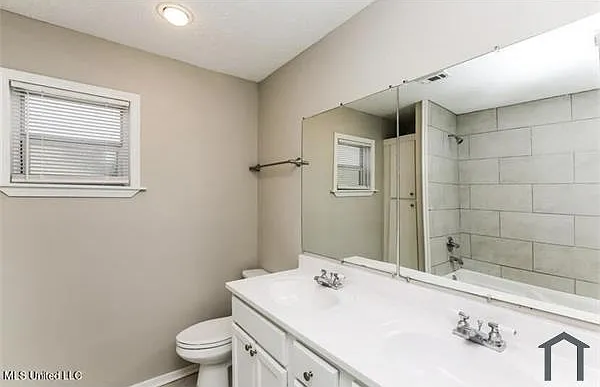 103 Chatham Cir — Photo 10