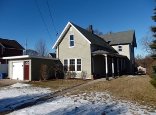 20 Magill St, Manistee, MI 49660