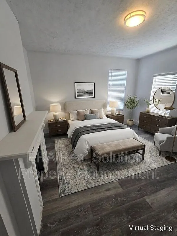 3 bed, 1.0 bath, 1215 sqft, $1,100 — Photo 3
