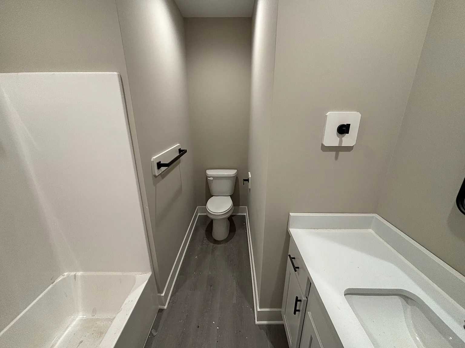 3 bed, 1200 sqft, $1,425 — Photo 3