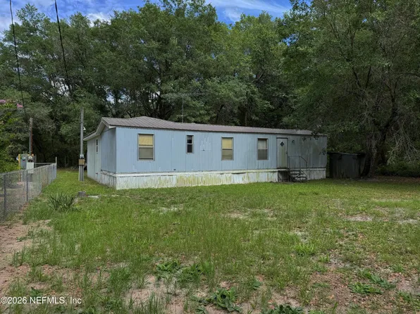 104 HELEN Avenue, Interlachen, FL 32148