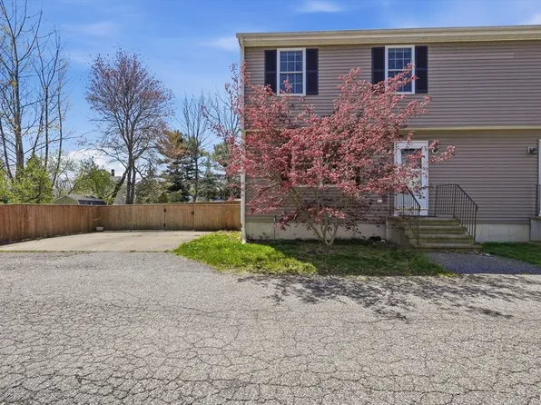 262 Stevens St, Fall River, MA 02721