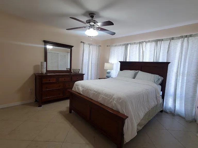 423 Matares Dr — Photo 17