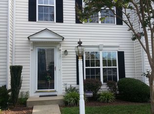 437 Hollybrook Ridge Ln, Richmond, VA 23223