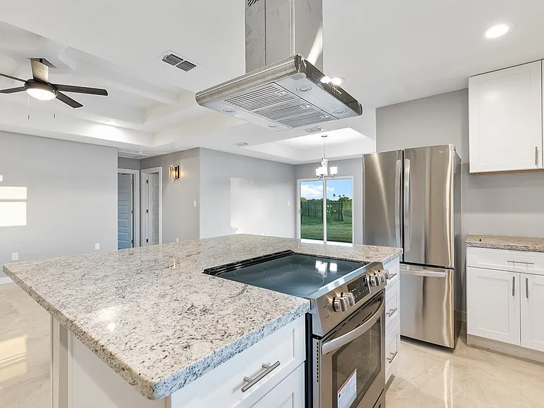 4 Augusta Dr — Photo 11