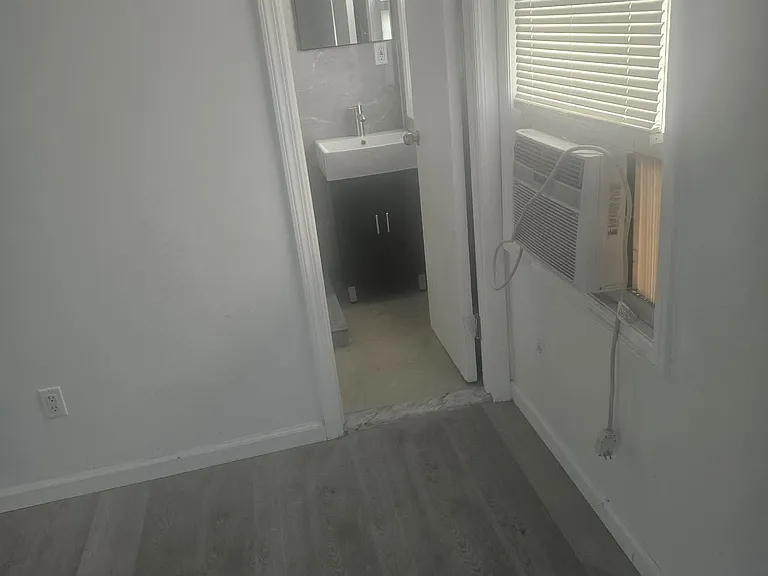 Park Ln S — Photo 7