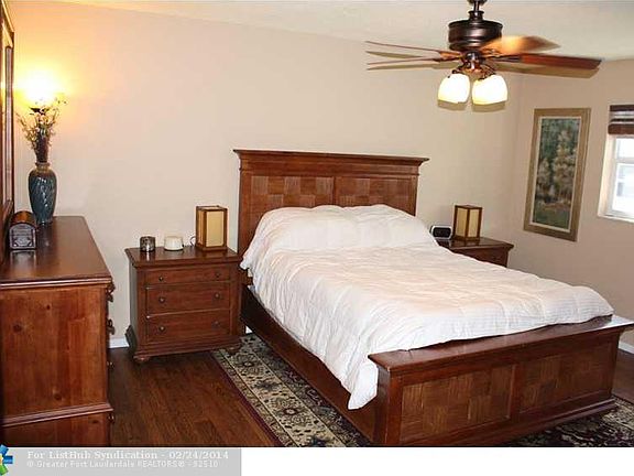 4th image of 1280 SE 2nd Ct APT 6
