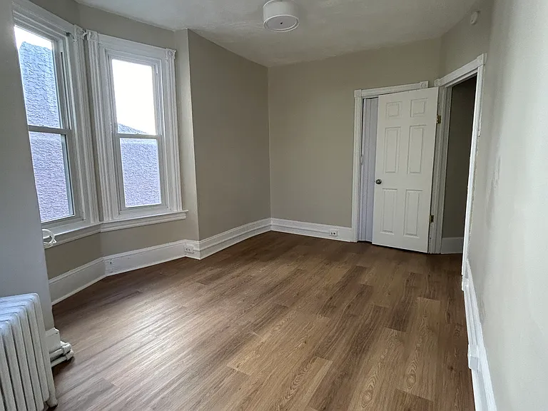 3538 Calumet St #2 — Photo 8