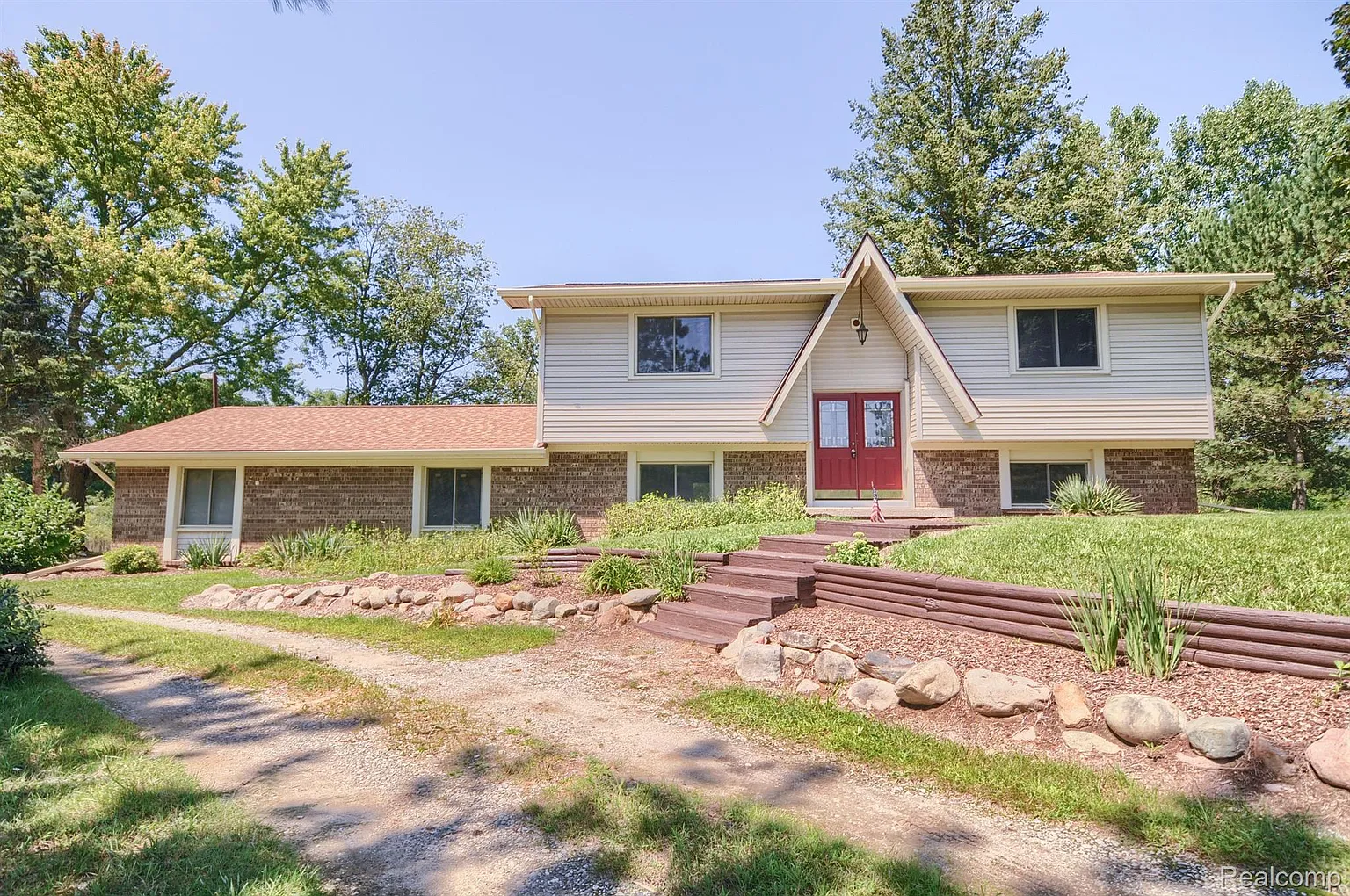 1650 Duck Creek Ln photo 1