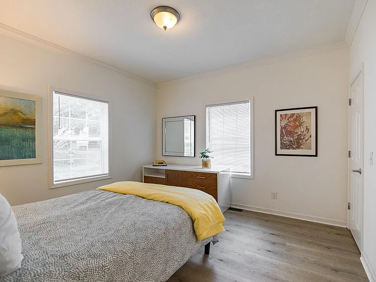 279 Arch St — Photo 31