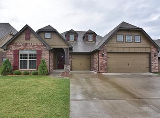 17527 E 43rd St, Tulsa, OK 74134