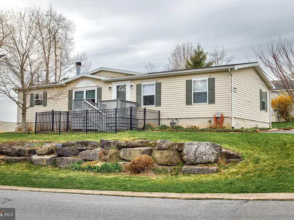 1204 Ghaner Rd, Port Matilda, PA 16870