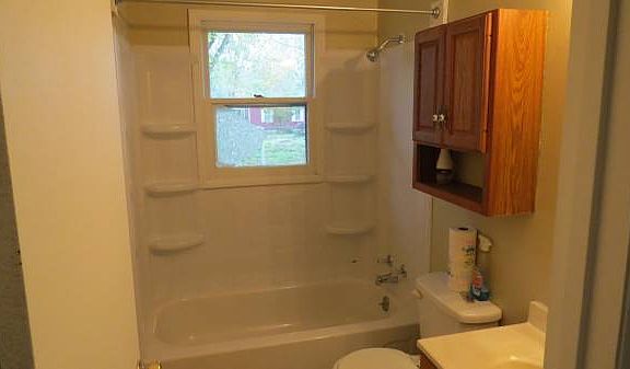 2nd image of 1031 Madison #240