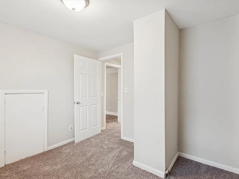 2302 Saratoga Ave — Photo 24