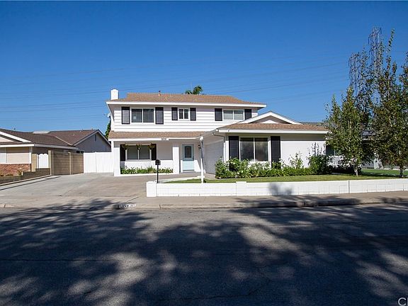 2nd image of 321 Harvard Ln