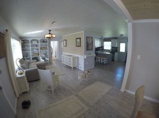 1105 Bayview Dr, Manning, SC 29102