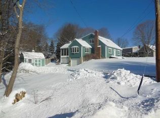 1 Lee Rd, Groveland, MA 01834