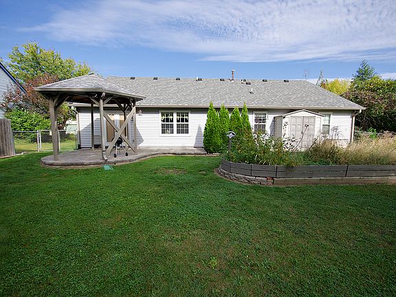 2nd image of 7733 Connie Dr
