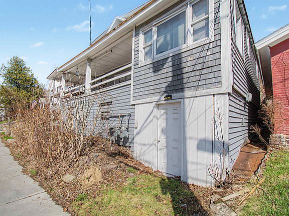 2nd image of 10-12 Shelburne Street