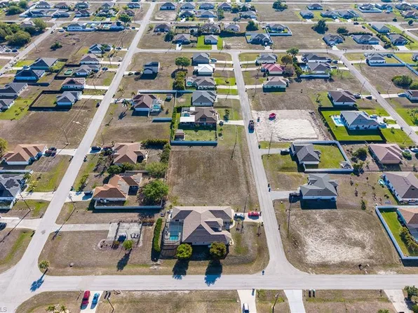 1115 NW 20th TER, CAPE CORAL, FL 33993
