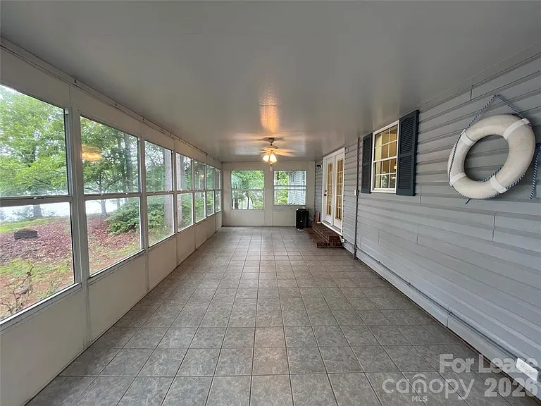 447 Kemp Rd — Photo 12