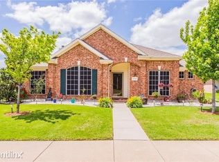 2713 Juniper Dr, Red Oak, TX 75154