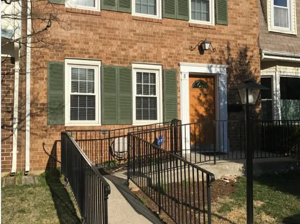 8 County Ct, Gaithersburg, MD