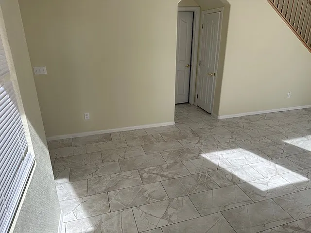 8305 Clearbreeze Ct — Photo 17